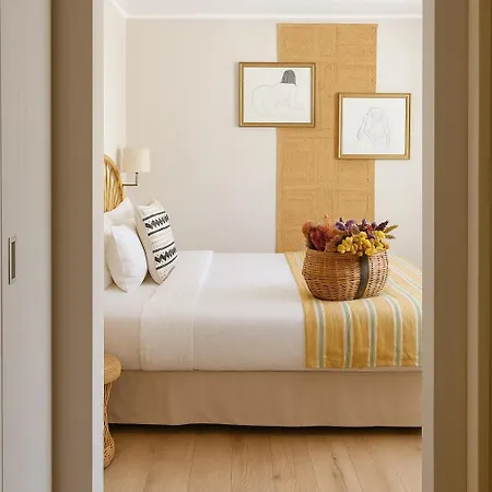 Irin Hotel 3*