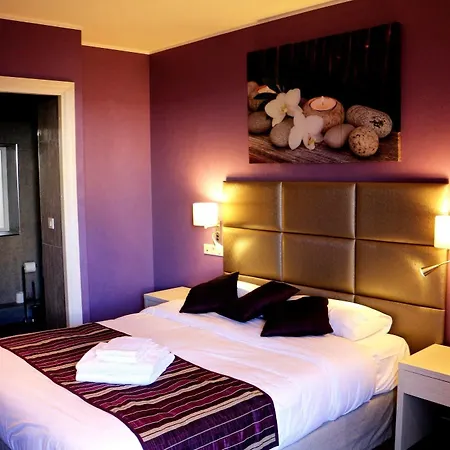 Irin Otel Antibes